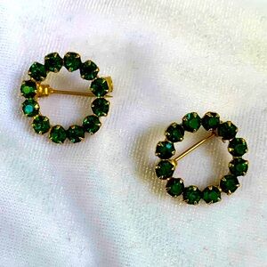 Vintage Petite Deep Green “Wreath” Round Rhinestone Scatter Pins